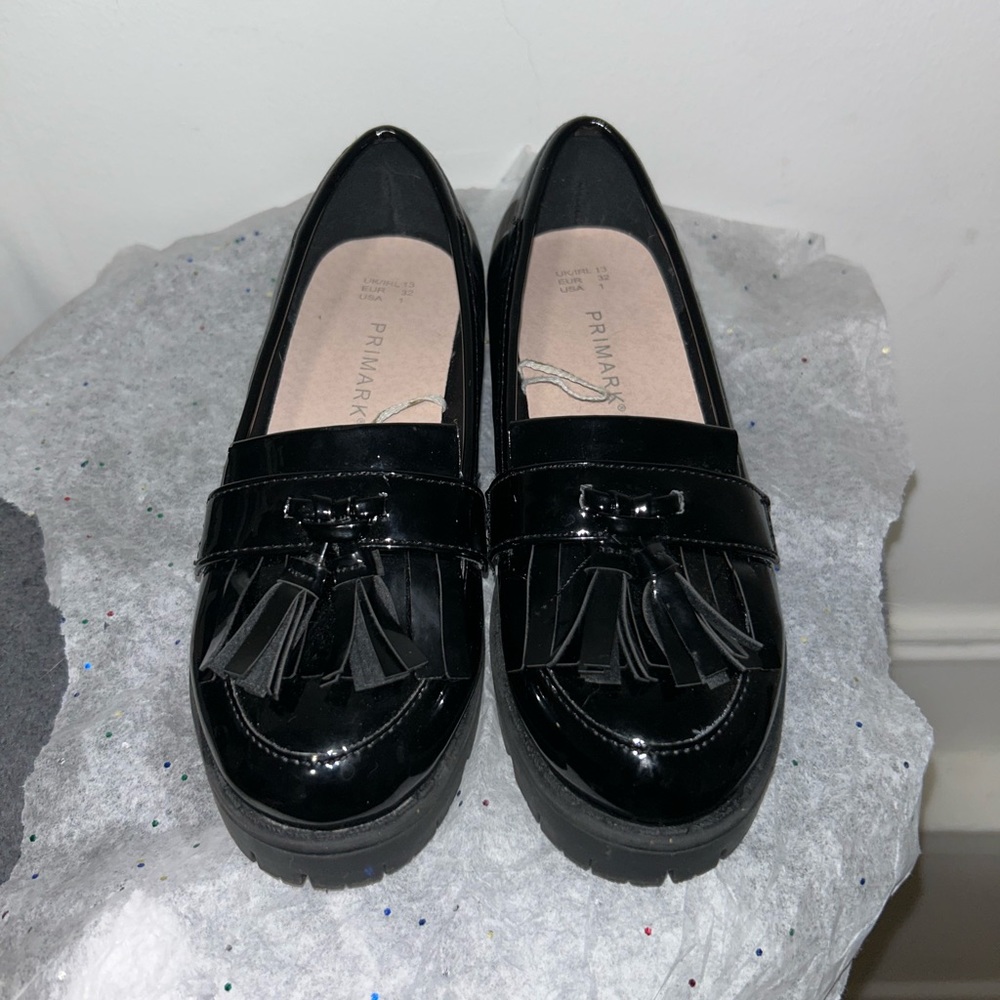 Girls’ Black Shoes